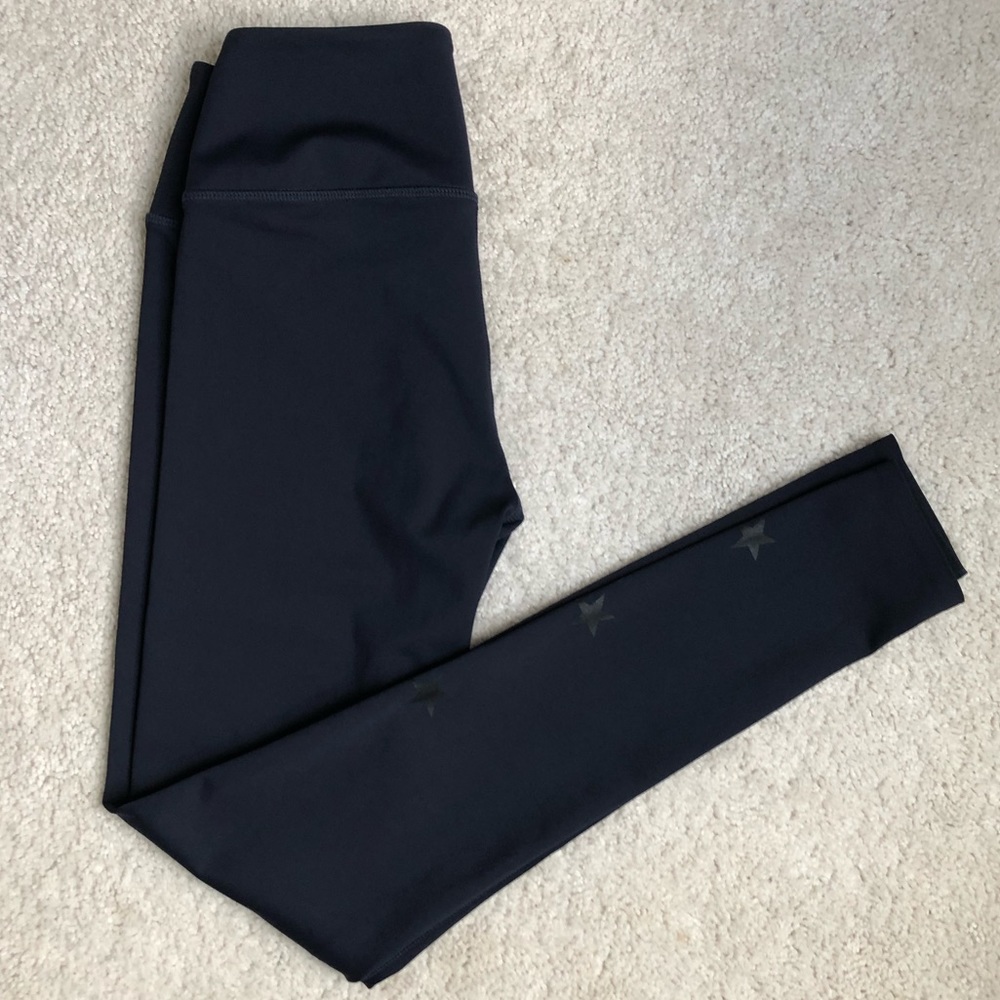 Barry’s boot camp navy blue leggings. NWOT.